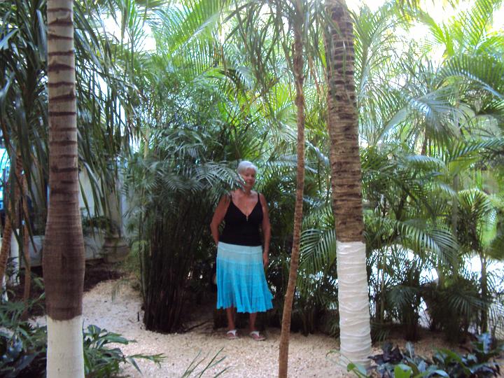Luba and palms.jpg